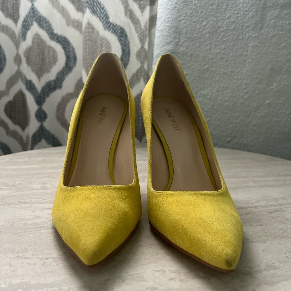 Nine West Mustard Yellow Heels